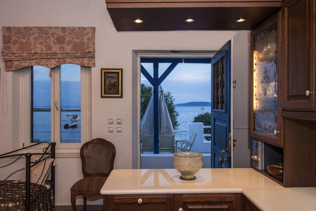 Evita Apartments Alikí Екстериор снимка